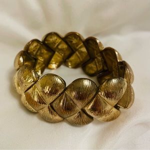 gold tone chunky bracelet